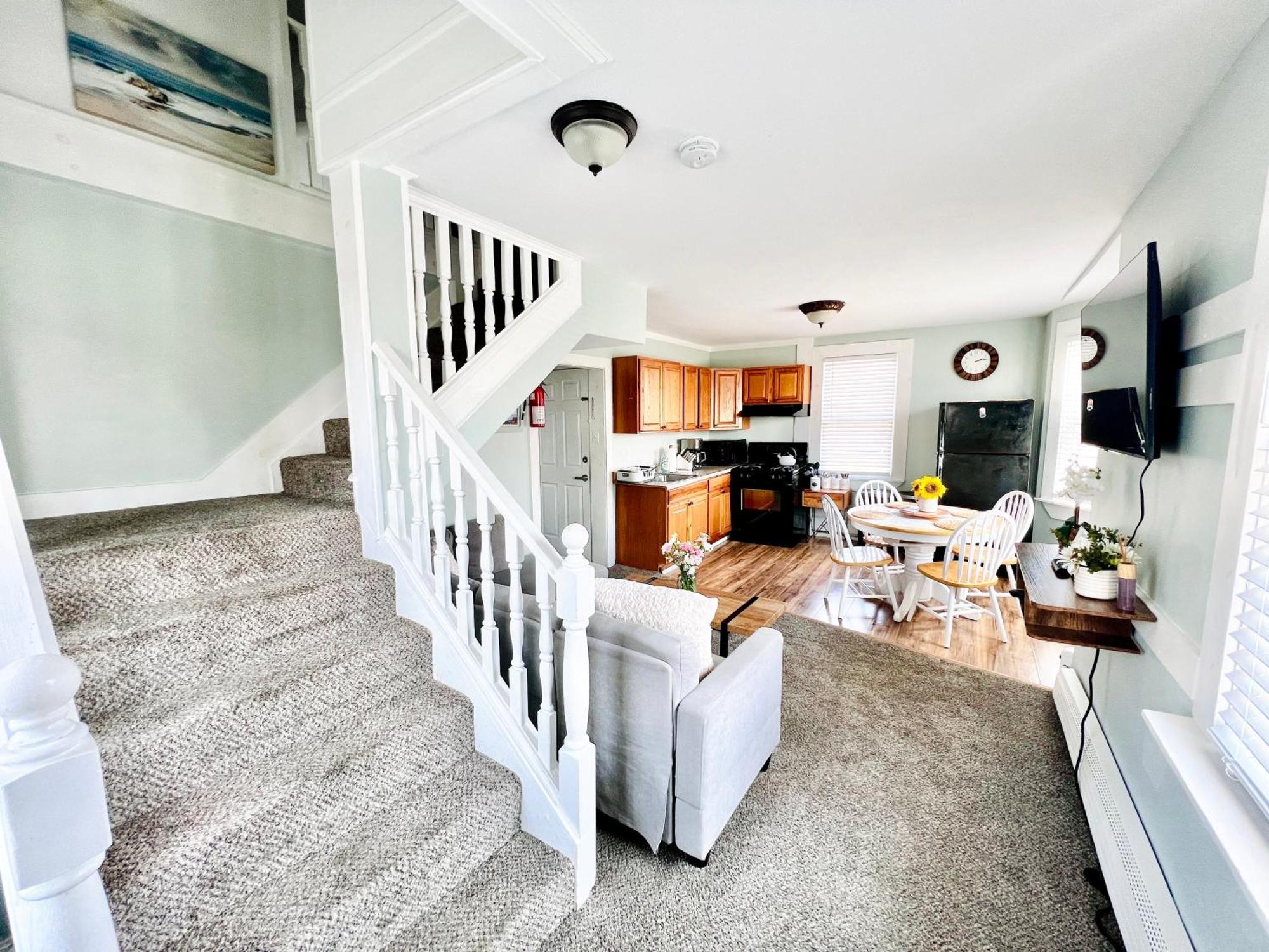 Entire Lovely 3 Bedroom, 2 Bathroom Apartment! 1 Block To The Beach And Boardwalk! Wildwood Esterno foto